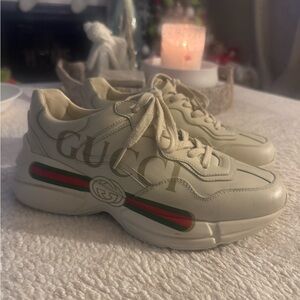Gucci Rhyton Beige Sneakers with Green and Red Stripe